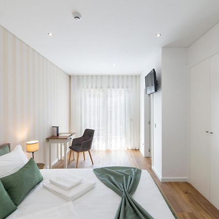 9 Quartos Alojamento Avelar Room photo
